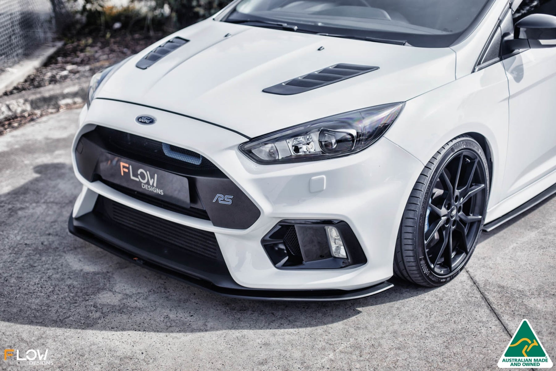 FLOW Designs  MK3 Focus RS Front Lip Splitter (3 Piece) & Bumper Reinforcement Bracket - 0