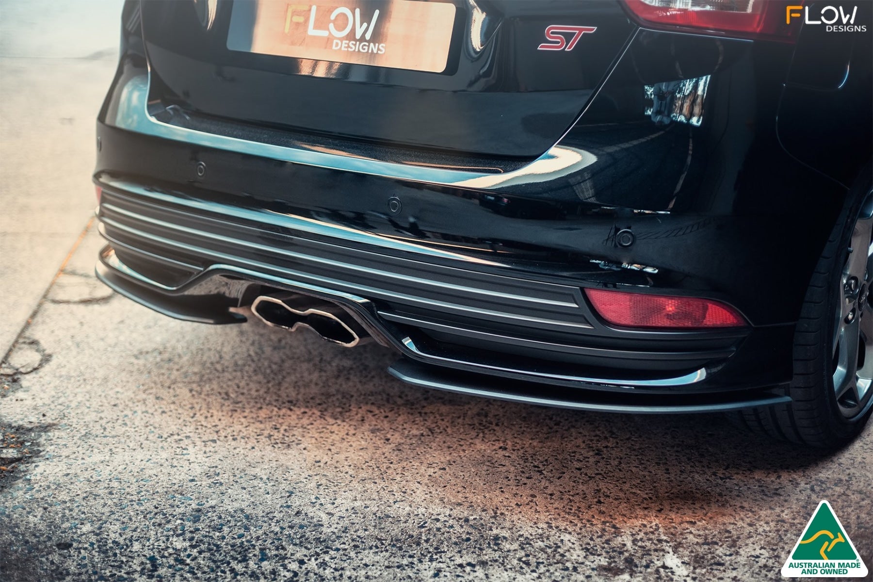 FLOW Designs  MK3.5 Focus ST (Facelift) Rear Spats Valance (Pair) - 0