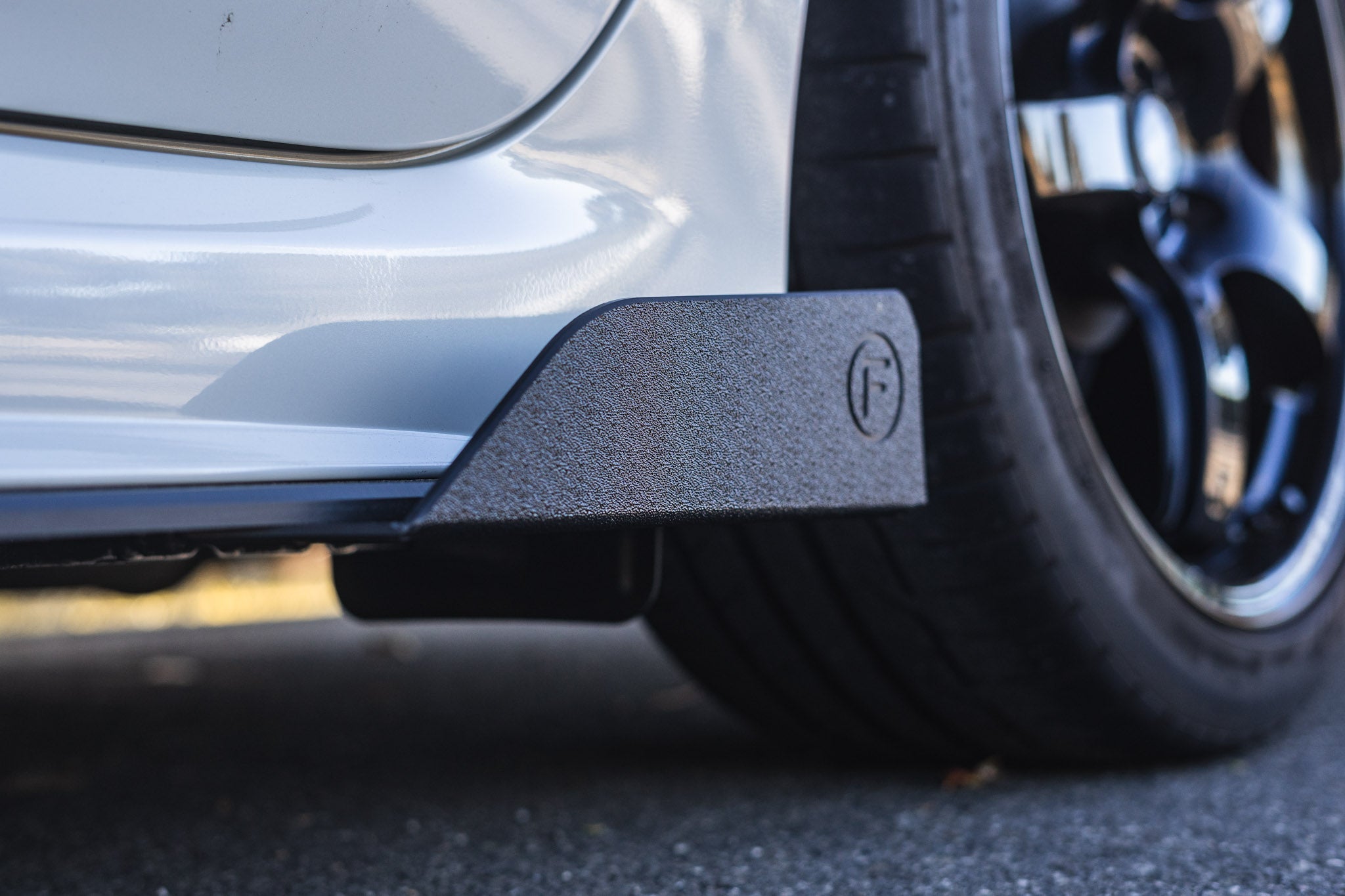 FLOW Designs  VA WRX & STI Side Skirt Splitters (Pair)