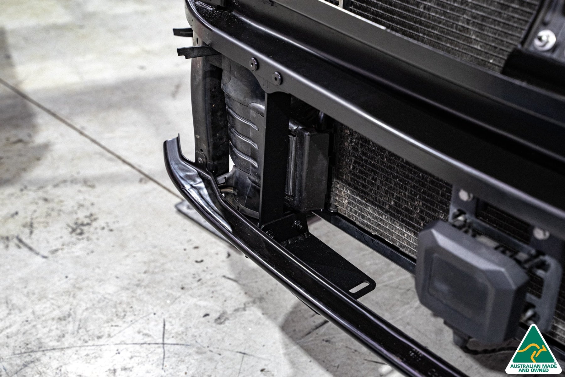 FLOW Designs  MK7 Golf R Wagon Chassis Mounted Front Lip Splitter V3 - MODE Auto Concepts