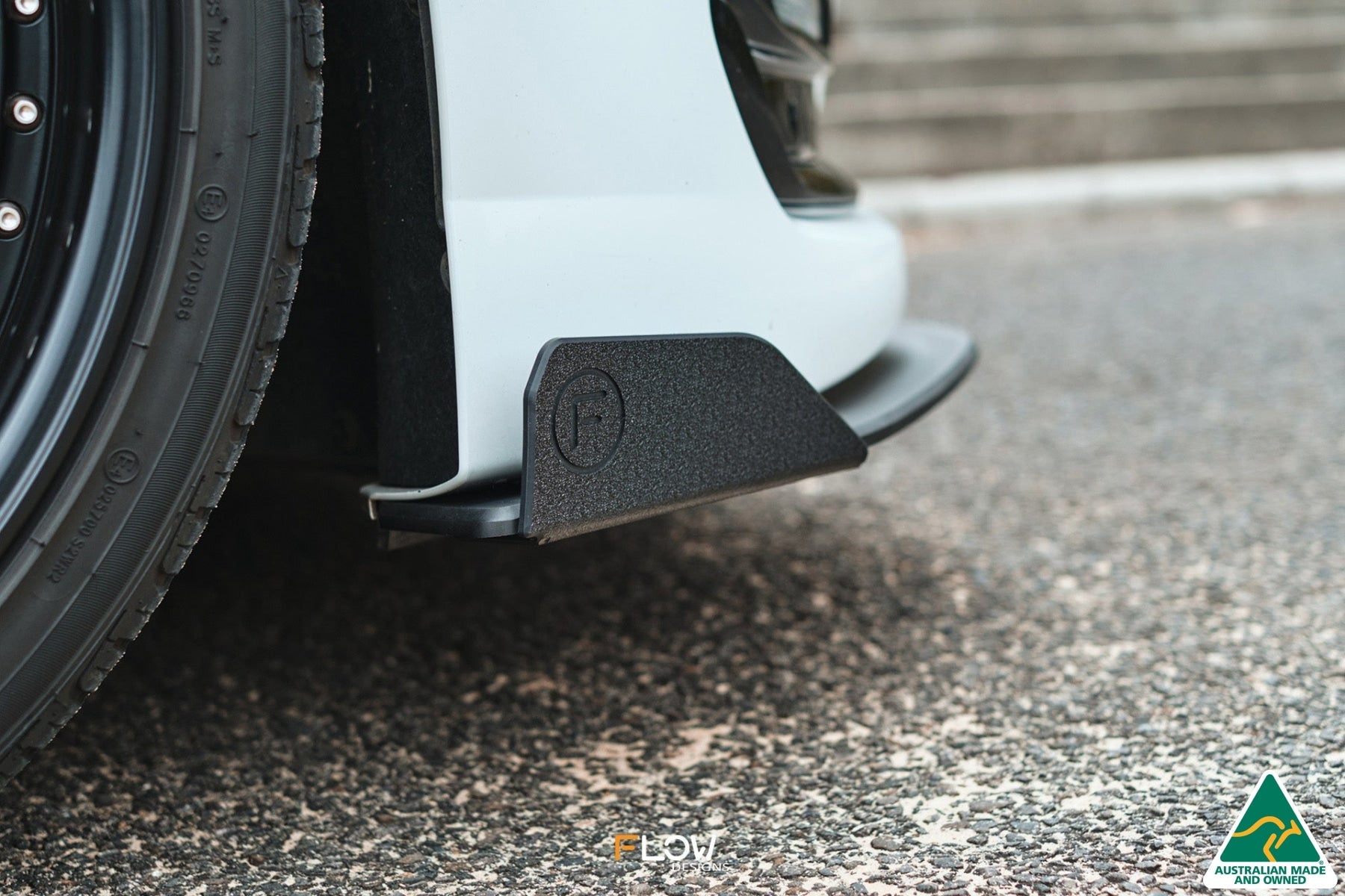 FLOW Designs  VF Commodore S2 Sedan Front Lip Splitter Winglets (Pair) - MODE Auto Concepts