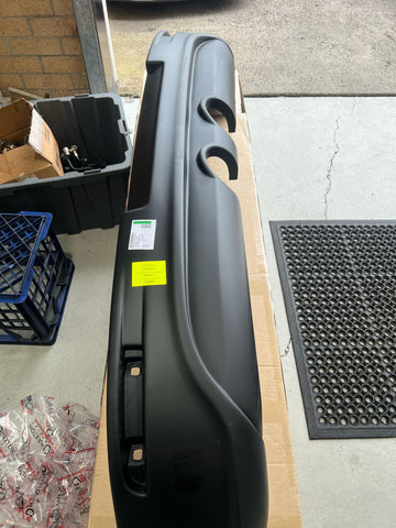Maxton Design VW Golf Mk5 R32 Rear Bumper Valance With R32 Exhaust Holes - No Reflective lights