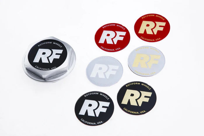 Insert de capuchon central hexagonal Rotiform avec. Logo RF (rouge avec logo doré) 
