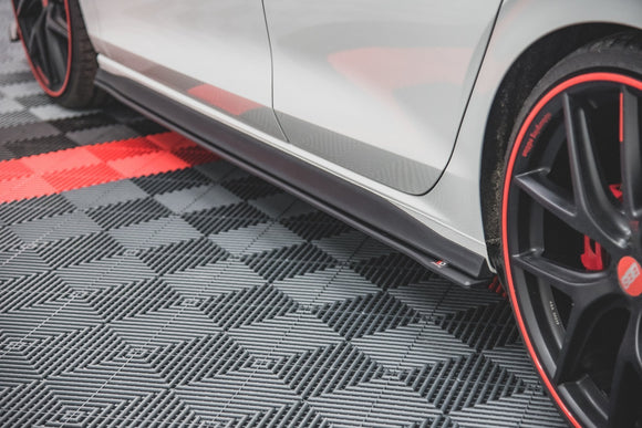 Maxton Design Street Pro Side Skirts Diffusers Volkswagen Golf GTI / GTE / GTI Clubsport / R-Line Mk8