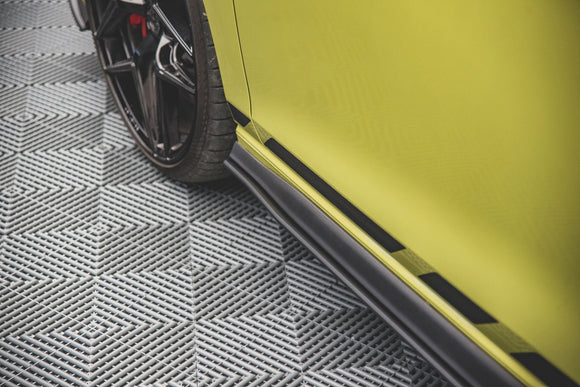 Maxton Design Street Pro Side Skirts Diffusers Volkswagen Golf GTI / GTE / GTI Clubsport / R-Line Mk8