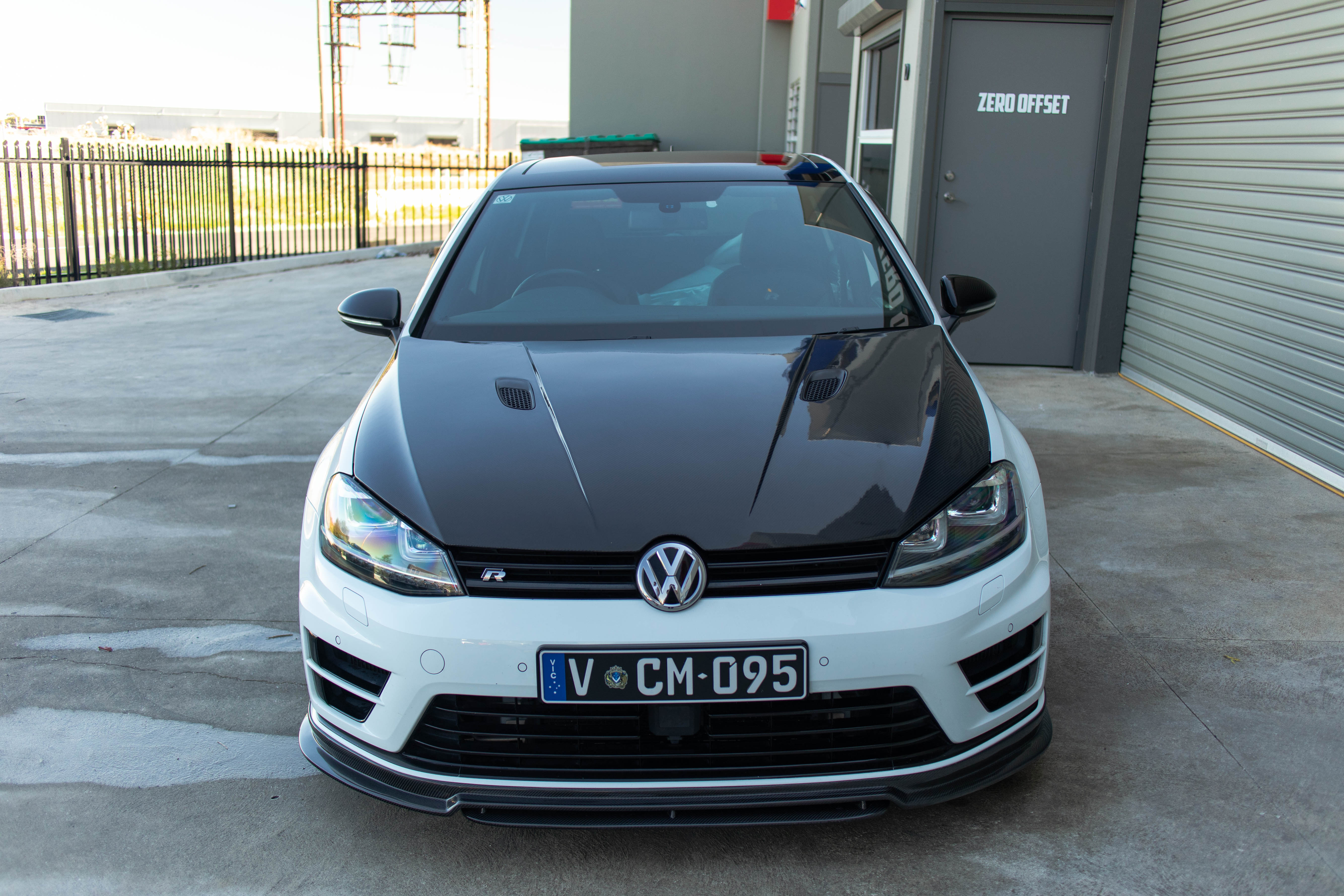 Zero Offset  Revozport Style Bonnet for Volkswagen Golf (MK7 / 7.5) - 2012-21 - MODE Auto Concepts