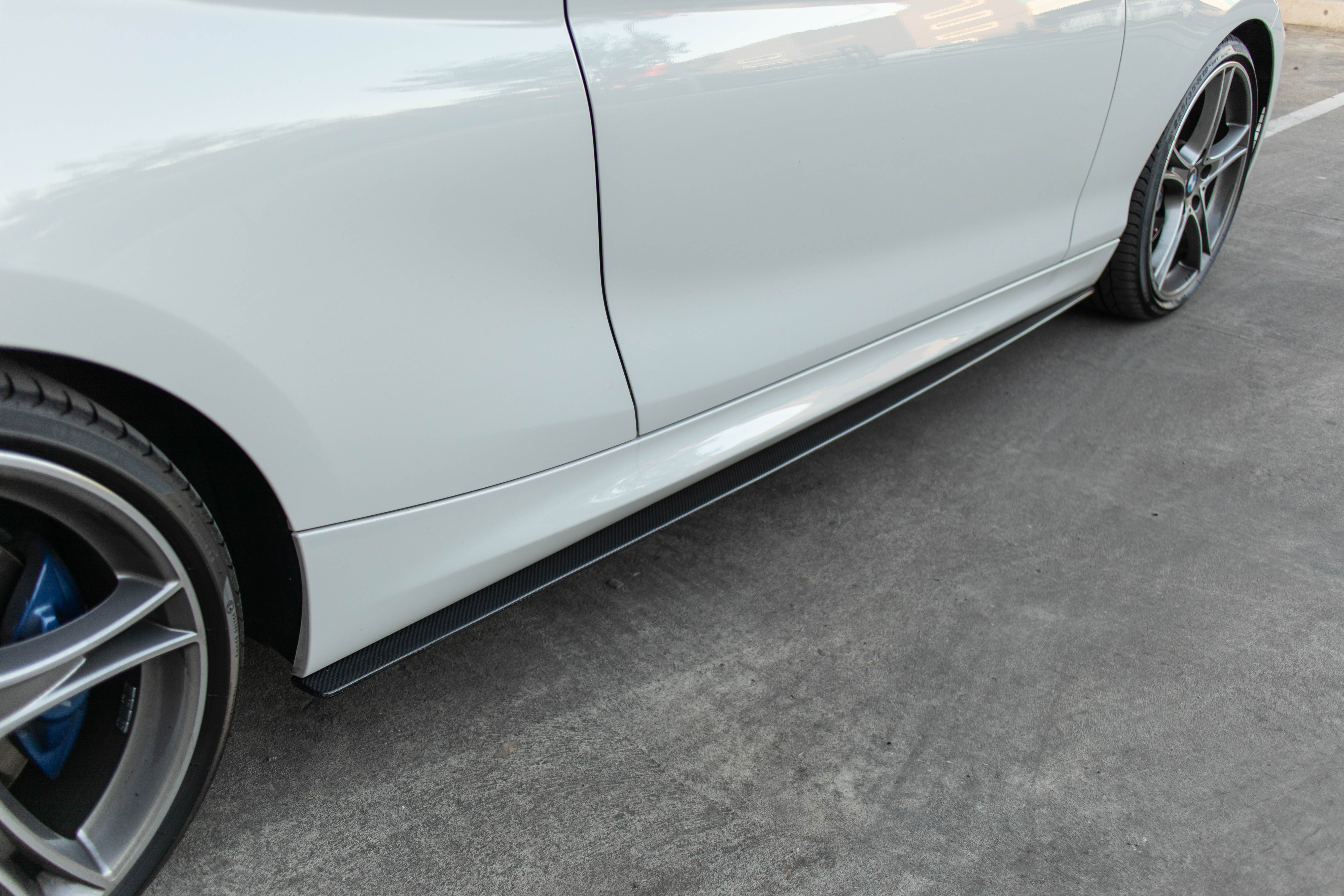 Zero Offset  M-Performance Style Side Skirts (Carbon Fibre) for BMW 2 Series (F22) - 14-21 - MODE Auto Concepts