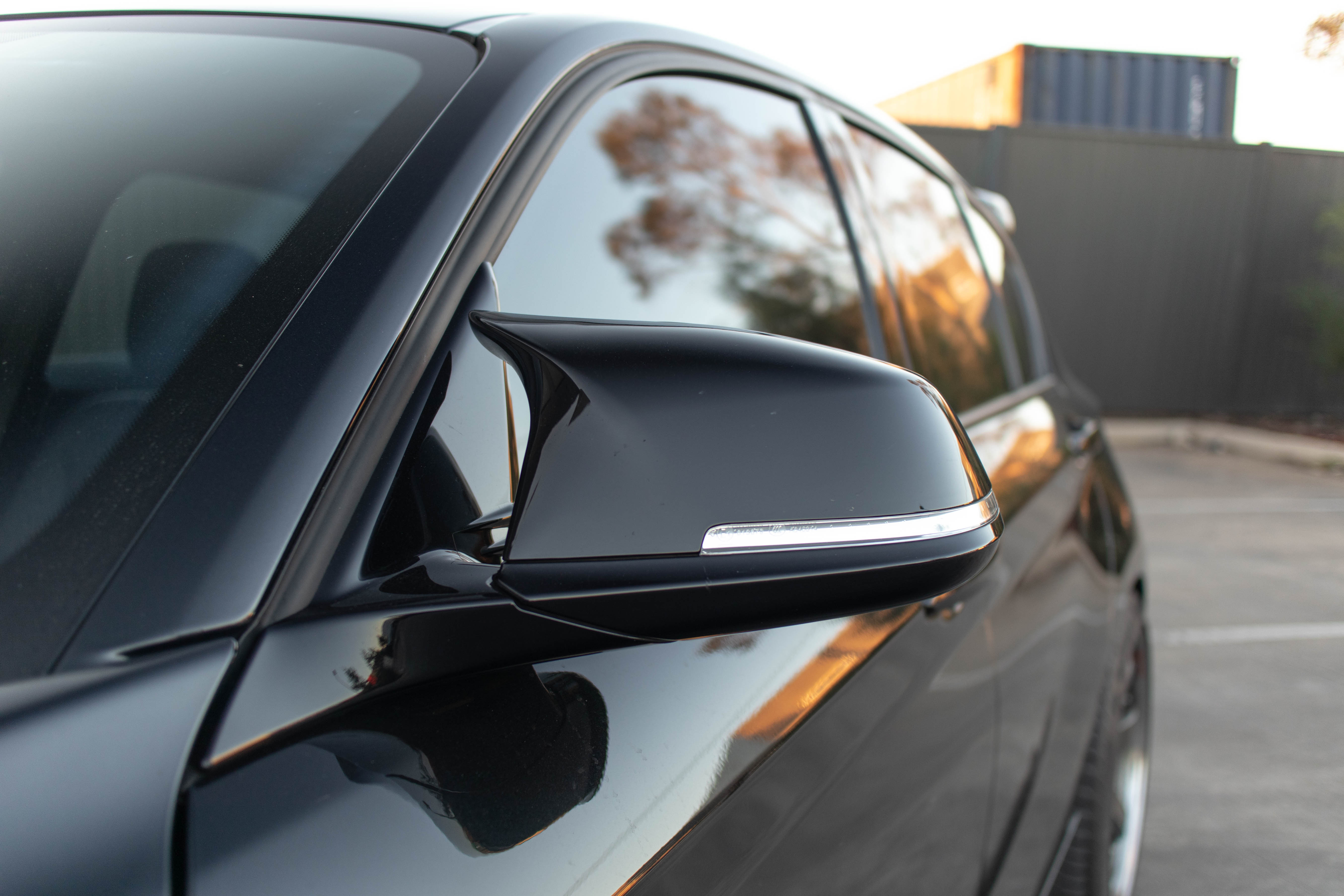 Zero Offset  M Performance Style Gloss Black Mirror Caps for BMW 1 / 2 / 3 / 4 Series F20 F22 F23 F30 F32 F33 F87 - 2015- 21 - MODE Auto Concepts