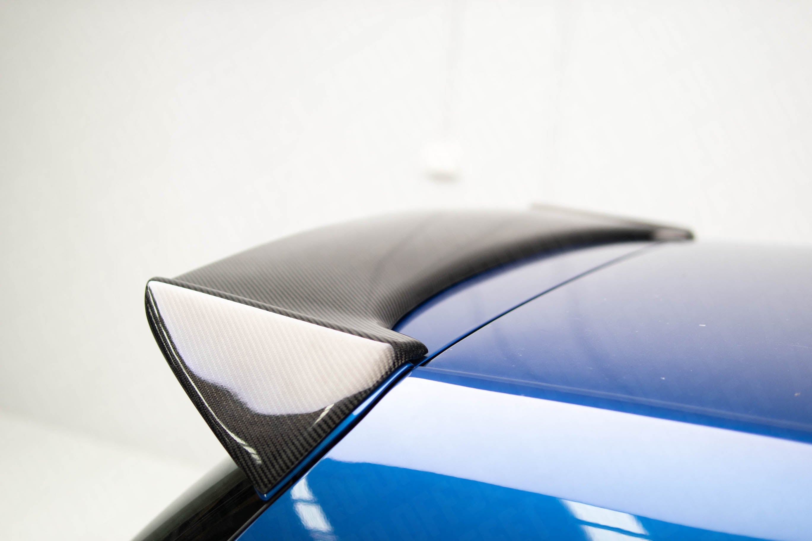 Zero Offset OSIR Style Spoiler for Volkswagen Golf MK6 GTI/R (Carbon Fibre)