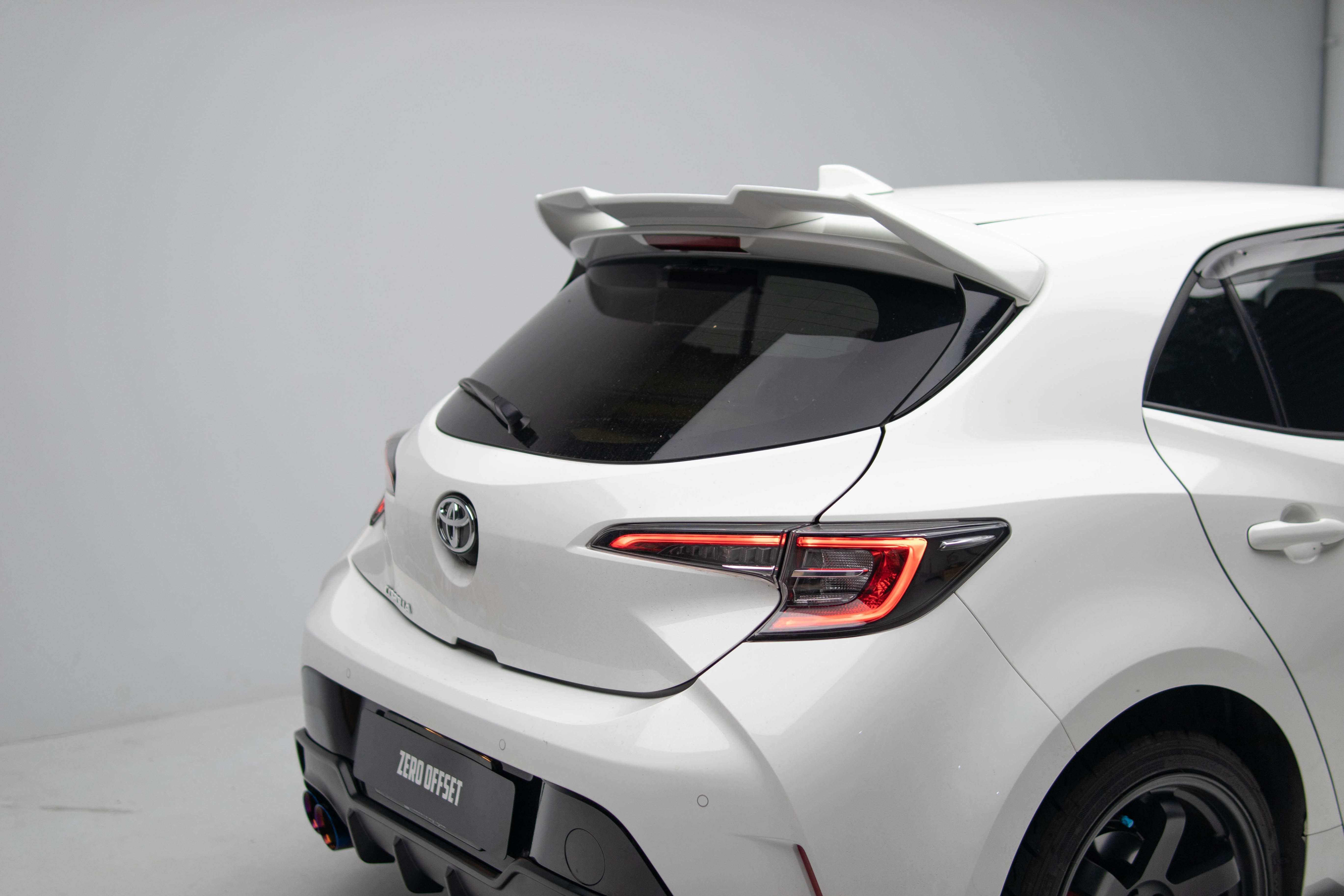 Zero Offset  OE V2 Style Roof Spoiler for 18+ Toyota Corolla (Hatch) - MODE Auto Concepts