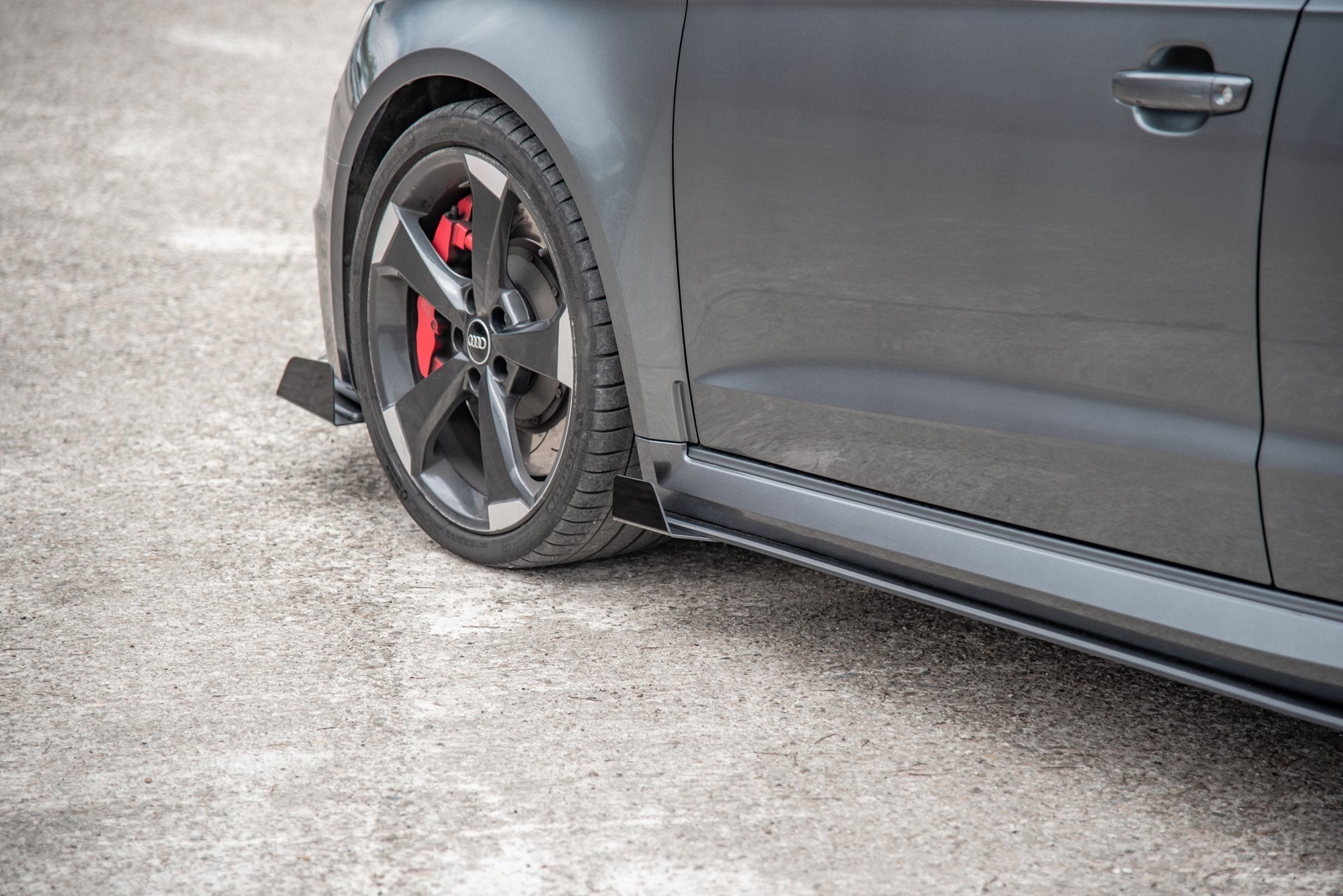 Maxton Design Racing  Side Flaps Audi RS3 8VA Sportback - MODE Auto Concepts
